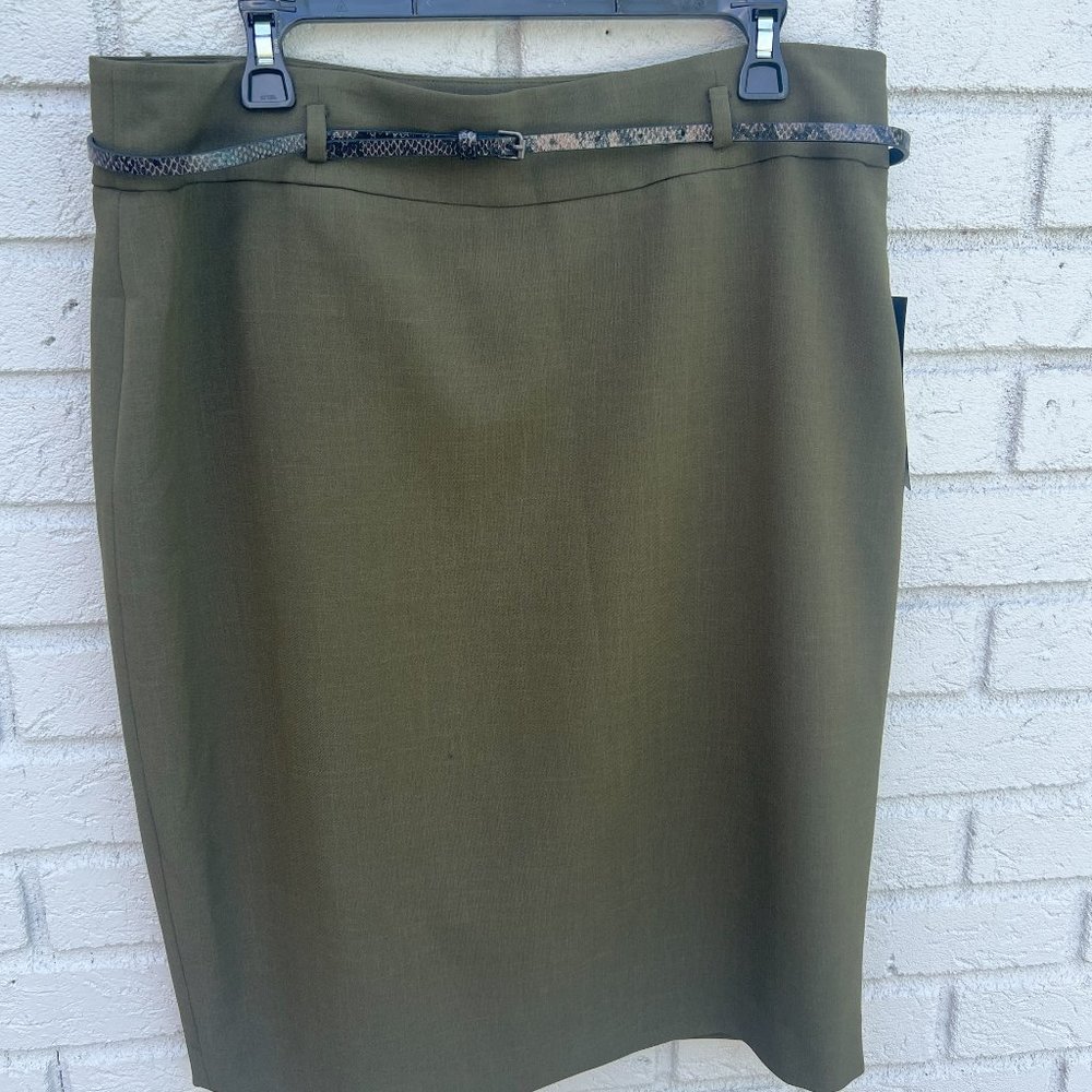 Black Label by Evan-Picone skirt with belt size 14